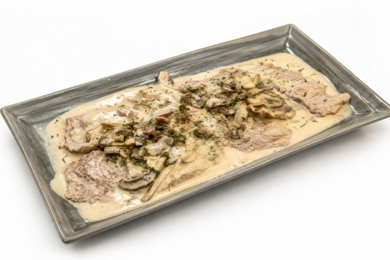 Escalope De Veau Du Terroir Sauce Crème Champignons