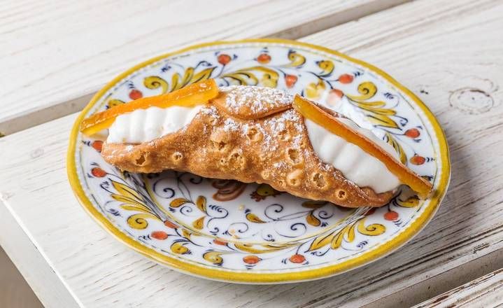 Cannolo Siciliano All'arancia