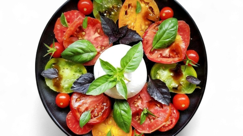 ** New** Burrata Tricolore