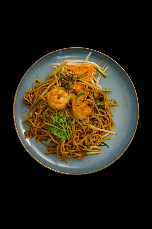 (12) Nouilles Aux Œufs Sautées Avec Des Crevettes