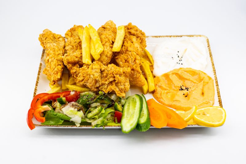 Poulet croustillant // كريسبي وجبة - Lux Food Royal