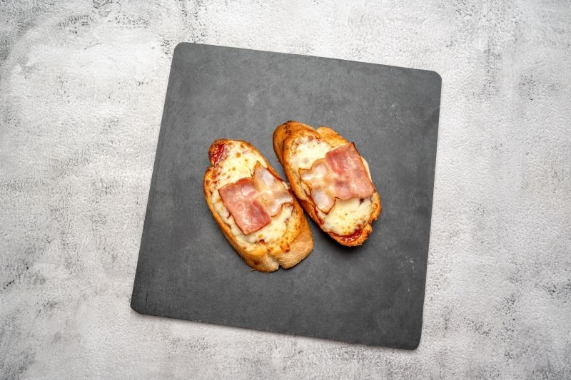 Pains À L'ail Barbecue