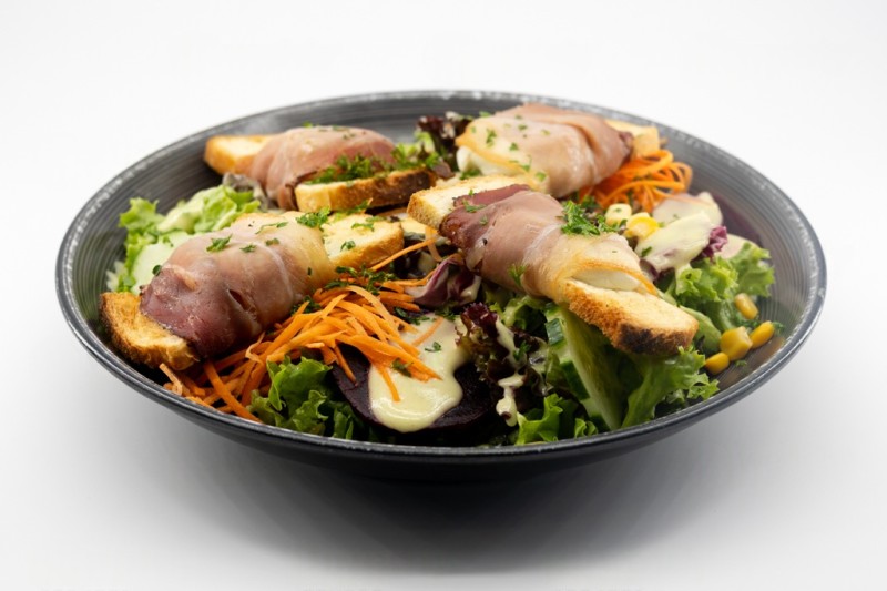 Salade De Chèvre Chaud Au Speck Du Tyrol (Plat)