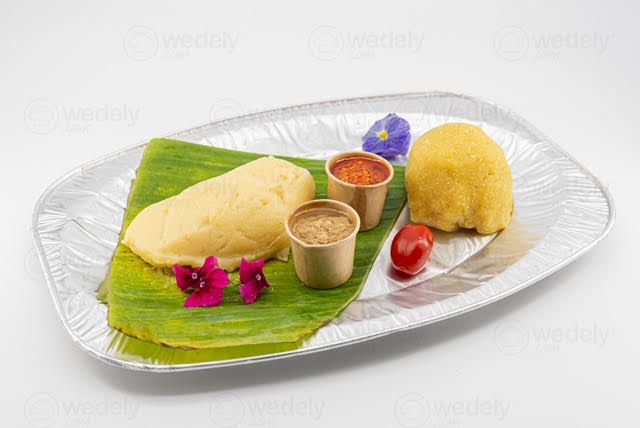 C. 4 Foufou Uniforme (1 Farine) Au Choix