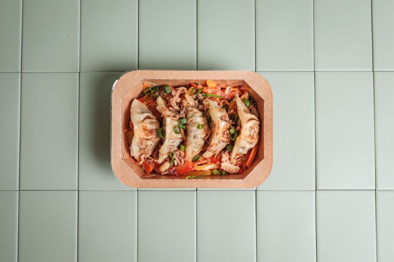 Gyozas Et Wok De Légumes