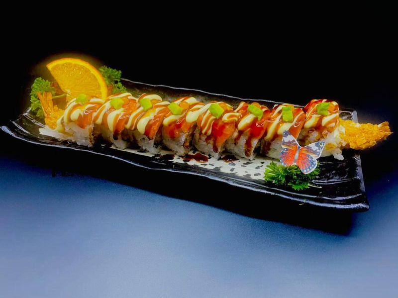 47. Scampis Frites Saumon Mangue Concombre Mayonnaise Mi-Cuit