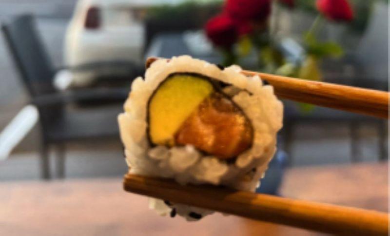 80 California Saumon Avocat