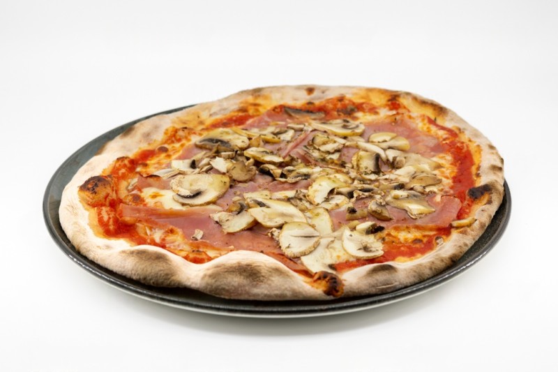 Prosciutto E Funghi