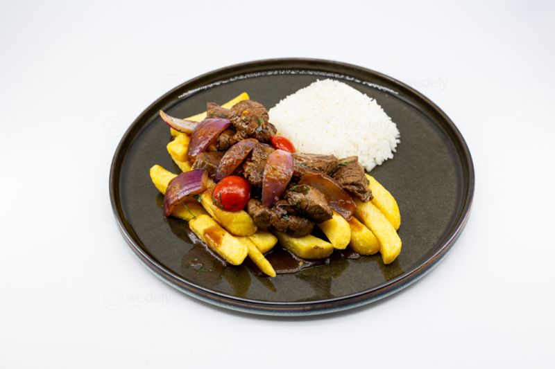 Lomo Saltado