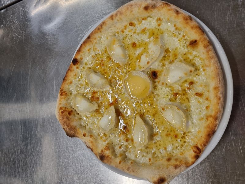 Bianca Capra E Miele