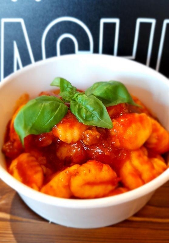 Gnocchi au Bolognese - Maestri della Pasta Cloche d'Or
