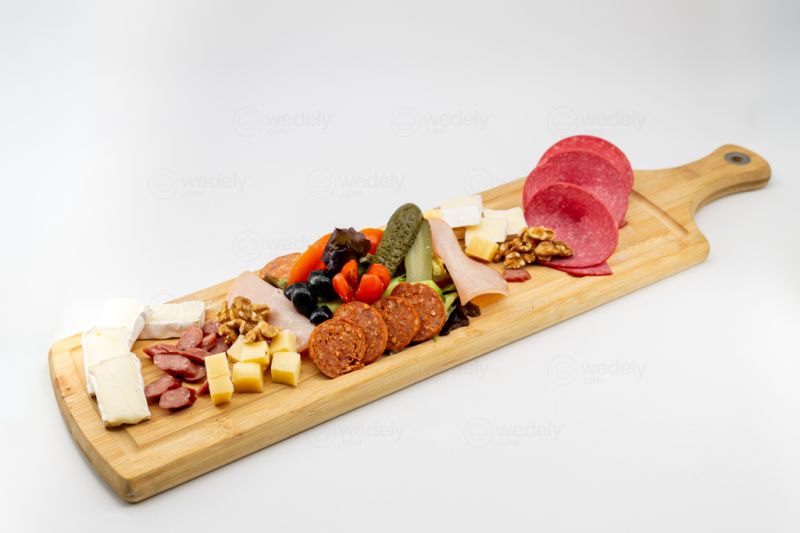 Sélection De Charcuteries Et Fromages