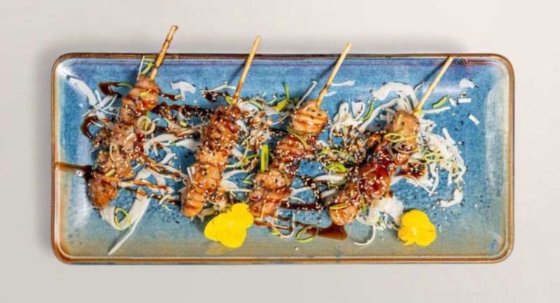 E2. Yakitori 4 Pcs
