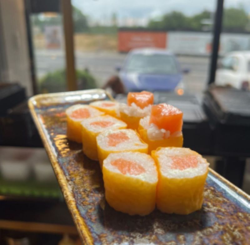 50 Soja Roll Saumon Cheese