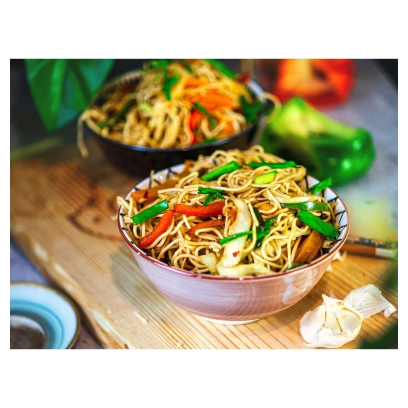 201. Veg Hakka Noodles