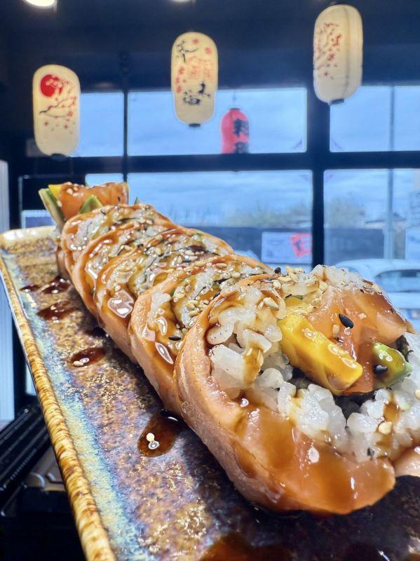 110 Mi-Cuit Roll Saumon