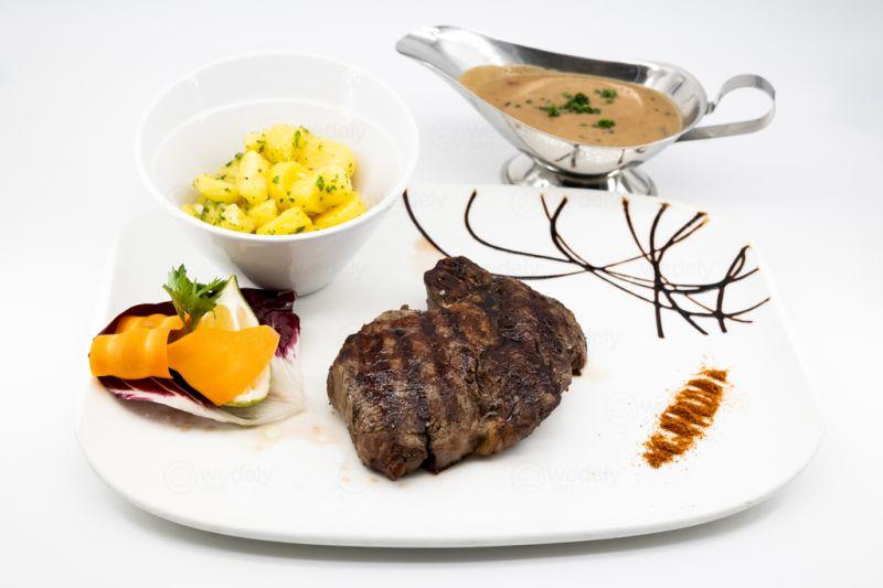 Entrecôte De Bœuf Angus Argentine Sauce Bordelaise / Ou Gorgonzola