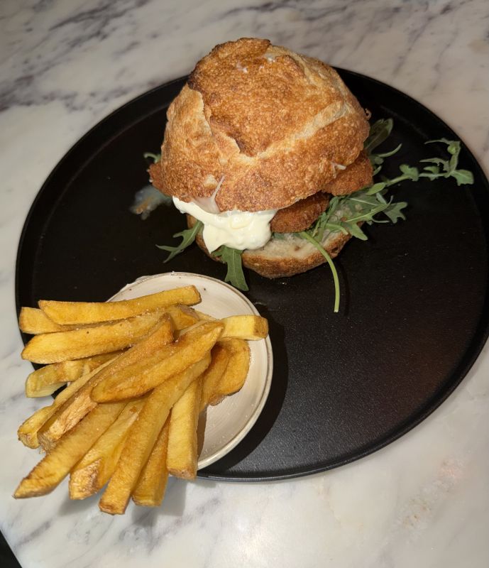 Burger Fish & Chips