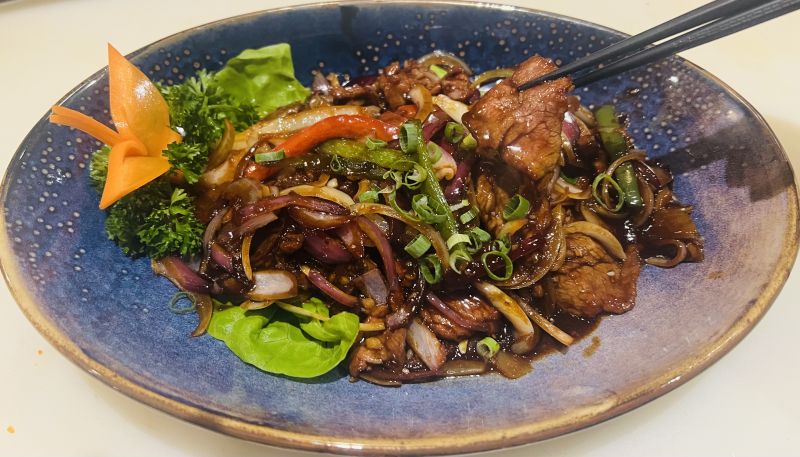 Filet De Bœuf Aux Oignons