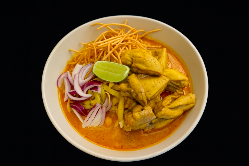 (17) Khao Soi