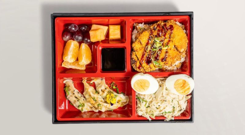 B3. Bento Poulet Katsu