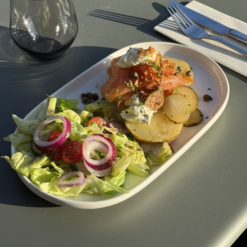 Pomme De Terre Au Four Au Saummon Mariné