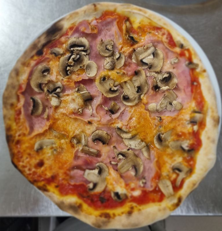 Prosciutto E Funghi