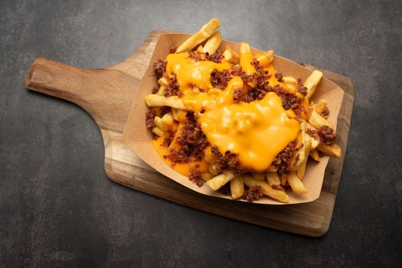 Frites Normales Avec Cheddar Et Bacon