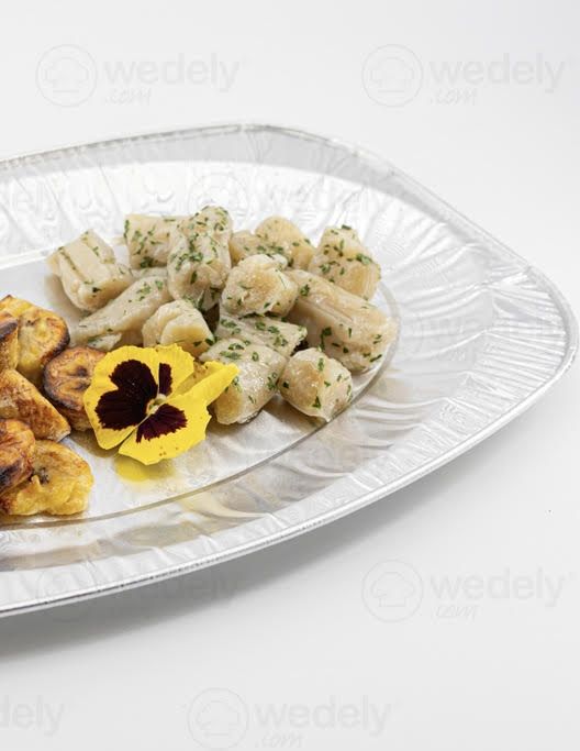 C. 3 Bâton De Manioc Fermenté Sauté