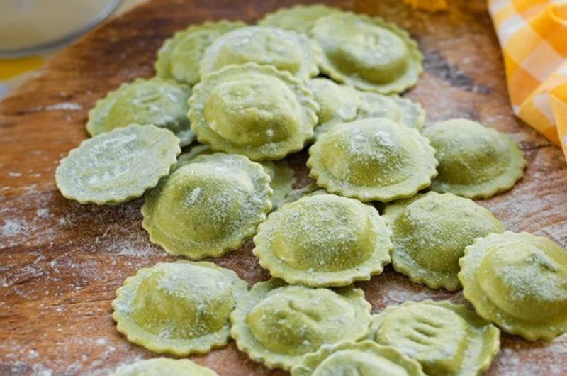 Parmigiana (Aubergines,Tomates,Basilic)