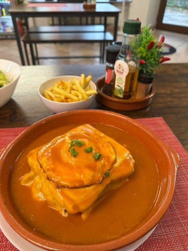 Mini Francesinha (Crianca) Frites Inclus