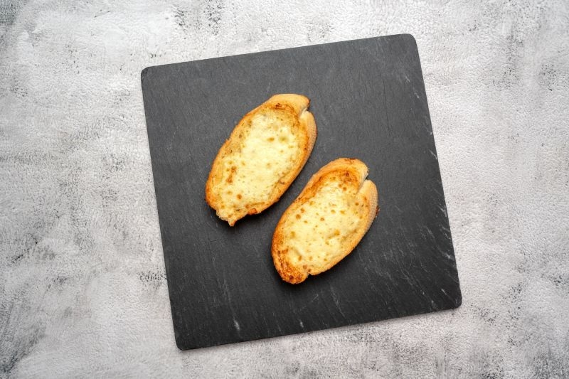 Pains À L'ail Suprême