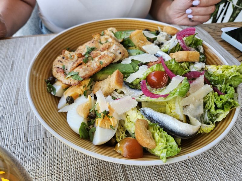 Salade Cesar (Poulet Ou Scampis)