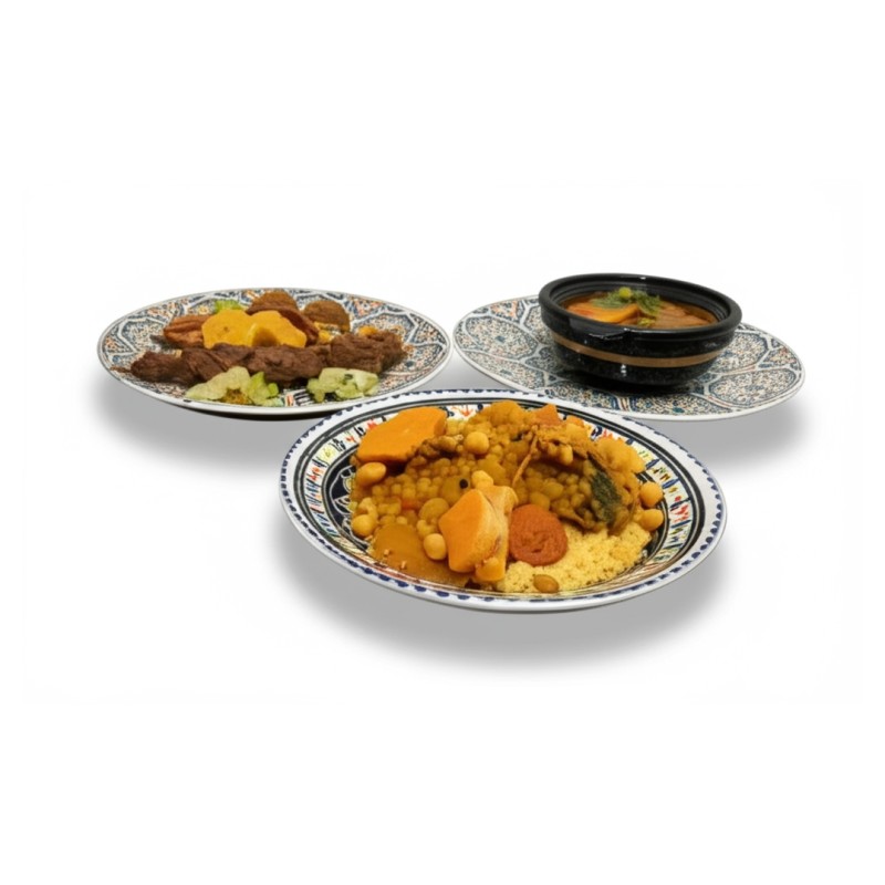 Couscous Royal Brochettes D'agneau, Poulet, Boulettes De Boeuf Et Merguez