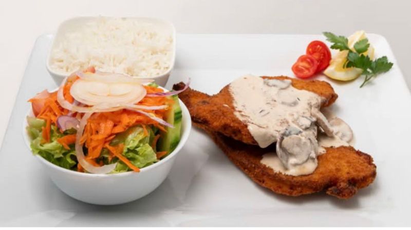 Escalope De Poulet Panée