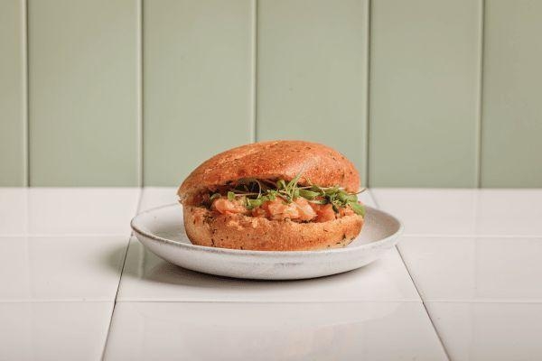 Mini Focaccia Saumon Guacamole